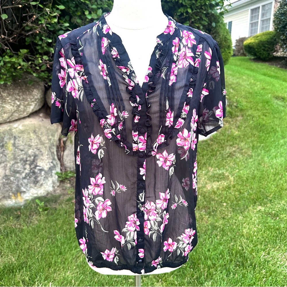Torrid Black Floral Bubble Hem Blouse - Picture 8 of 16